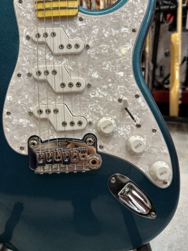 Электрогитара G&L Tribute Comanche Emerald Blue MP Poplar фото 3